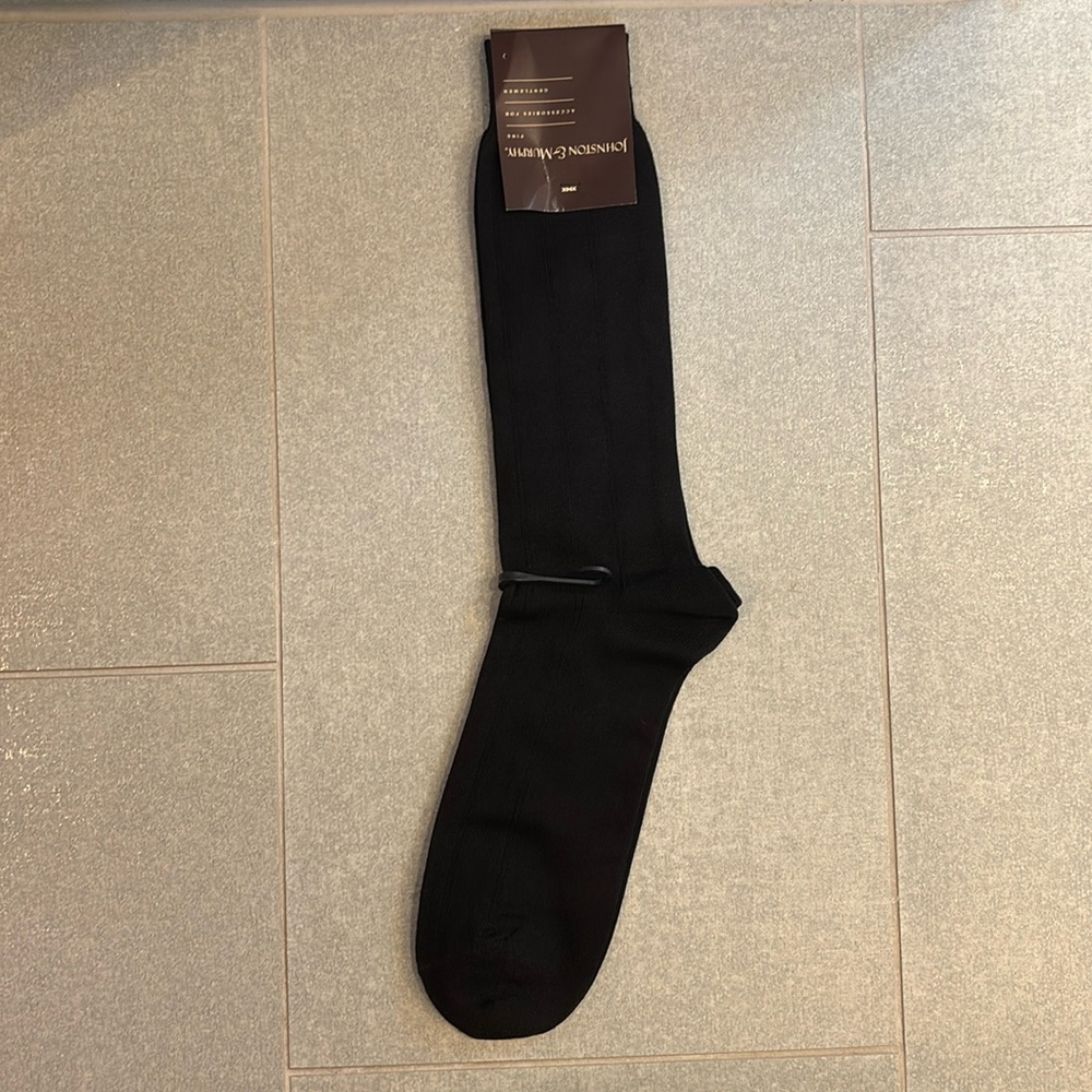 NWT Johnston & Murphy Pima cotton blend over the calf length socks in black